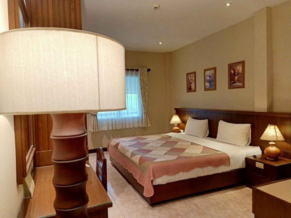 Rommai Greenpark Lampang Exterior foto